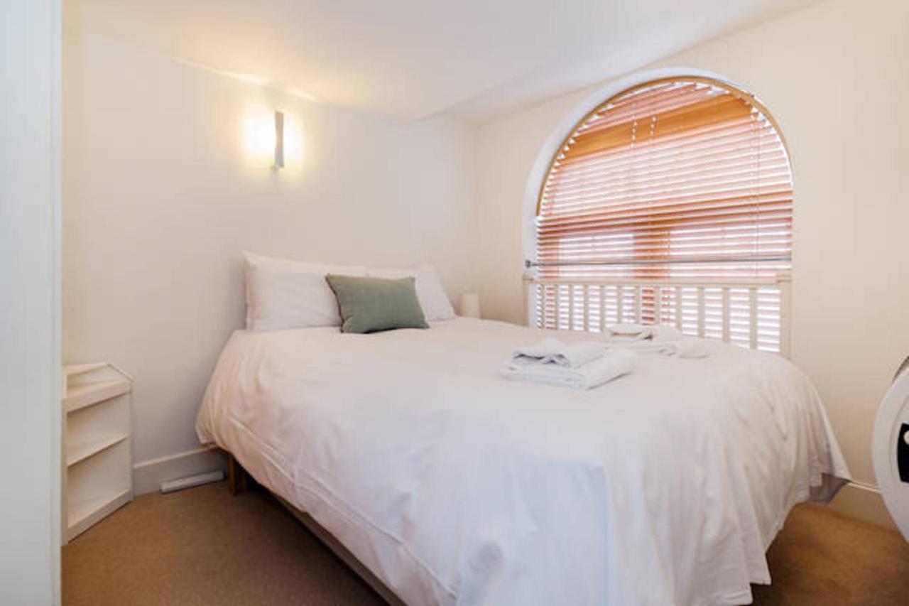 Central 2-Bed, 2-Bath Sanctuary Near Holborn Station, Covent Garden & West End لندن المظهر الخارجي الصورة