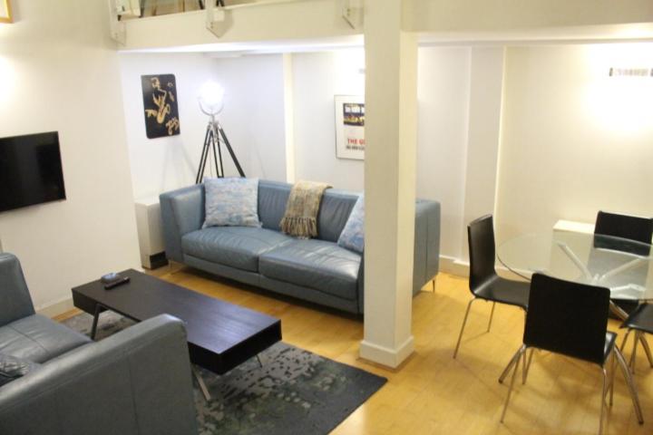 Central 2-Bed, 2-Bath Sanctuary Near Holborn Station, Covent Garden & West End لندن المظهر الخارجي الصورة